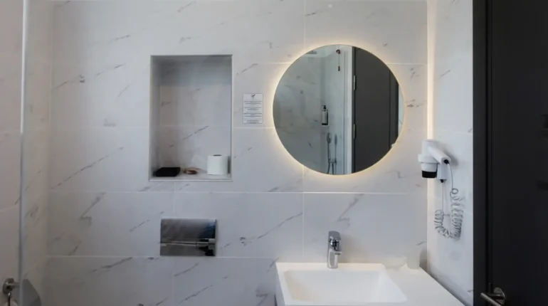 CAMERA KING SUPERIOARA HOTEL VIGO (10)