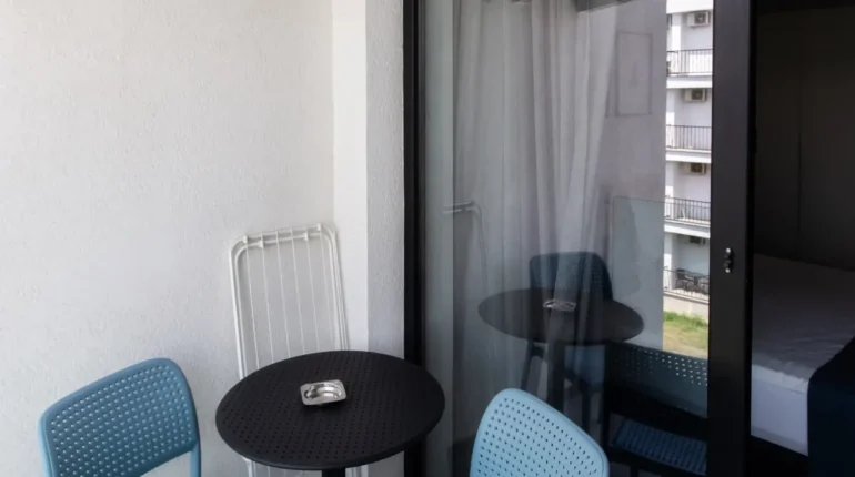 CAMERA KING SUPERIOARA HOTEL VIGO (13)