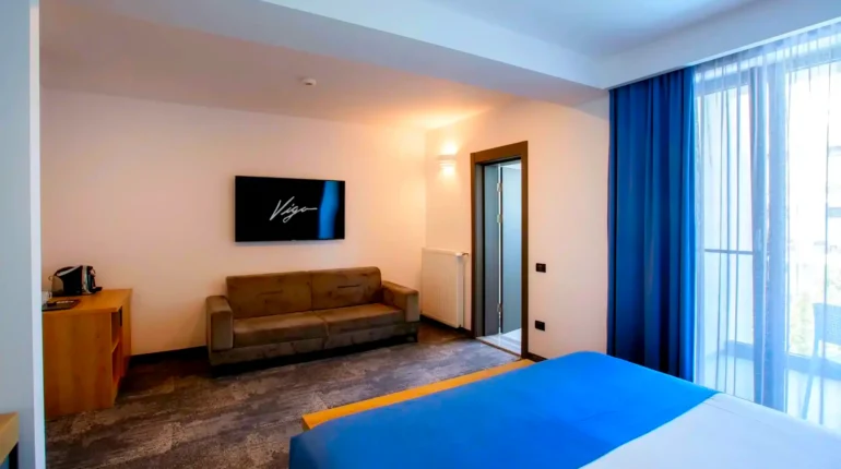 CAMERA KING SUPERIOARA HOTEL VIGO (5)