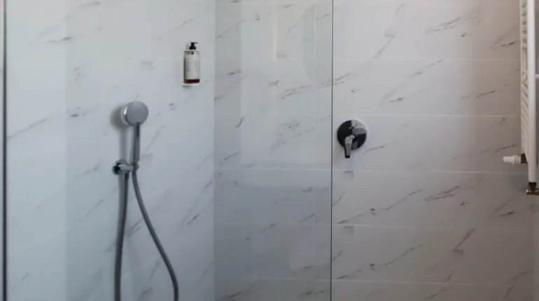 CAMERA KING SUPERIOARA HOTEL VIGO (9)